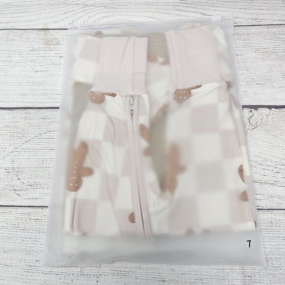 NEW!!! William & Ryan Baby Boy Bamboo Ginger Bread Man Zippy Size Newborn - Picture 2 of 2